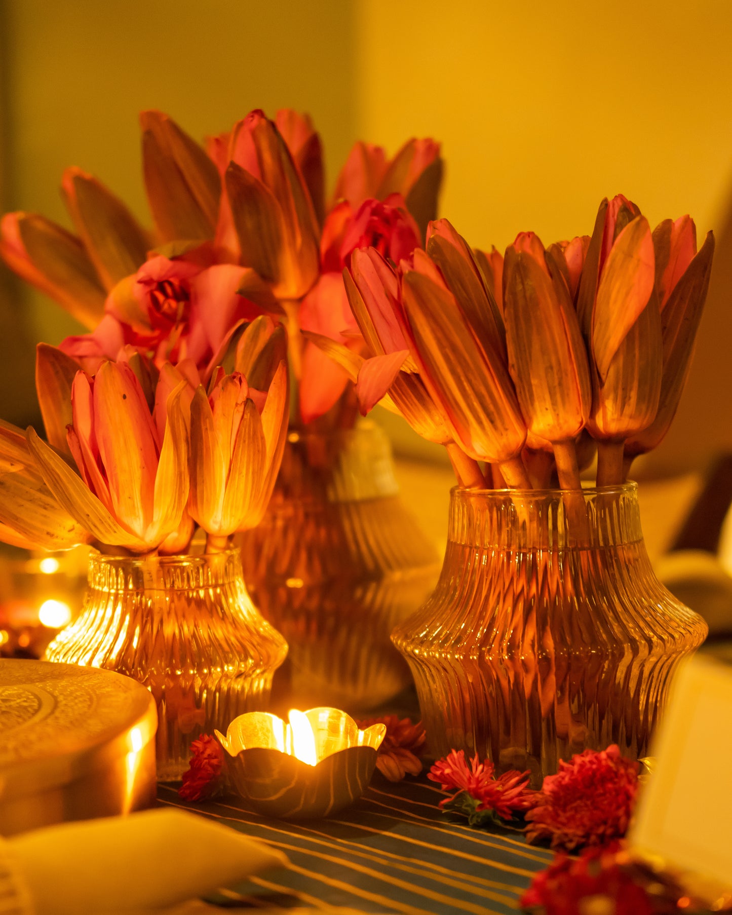 Ribbed Vase (Set of 3)